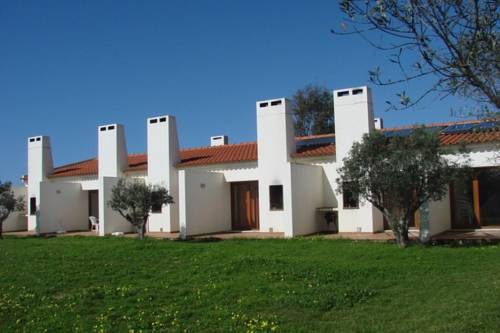 Imagen de la habitación del Parque De Campismo Da Ilha Do Pessegueiro. Foto 2