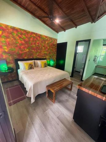 Imagen de la habitación del Parti Gras Hotel & Villas en Playa Potrero. Foto 17