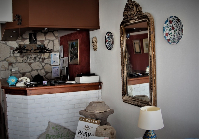 Imagen de los interiores del Parva Port Alacati. Foto 15