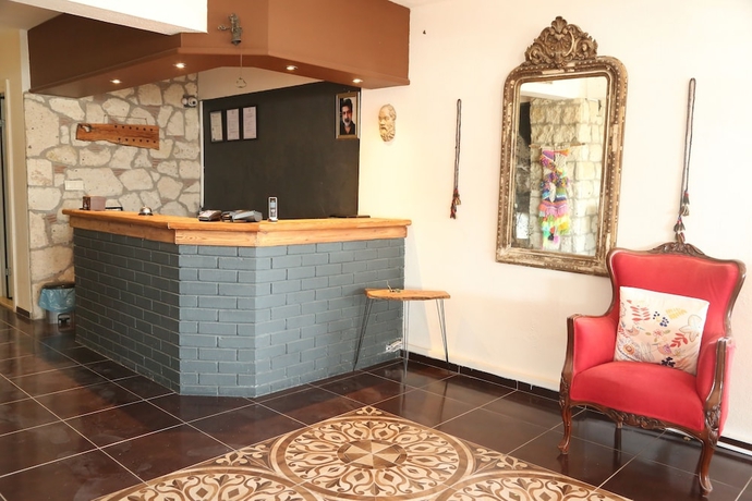 Imagen de los interiores del Parva Port Alacati. Foto 16