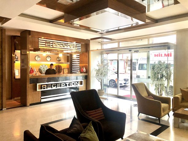 Imagen de los interiores del Pasabey Hotel. Foto 17