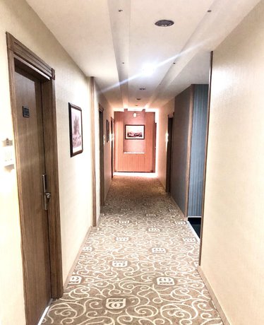 Imagen de los interiores del Pasabey Hotel. Foto 18