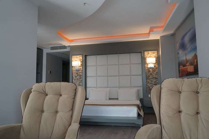 Imagen de la habitación del Pasaport Pier Hotel. Foto 6