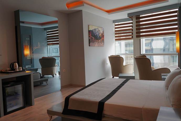 Imagen de la habitación del Pasaport Pier Hotel. Foto 8