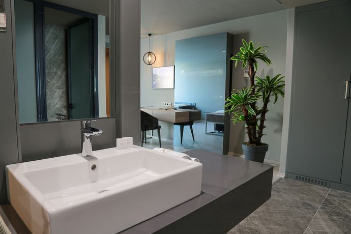 Imagen de la habitación del Pasaport Pier Hotel. Foto 13