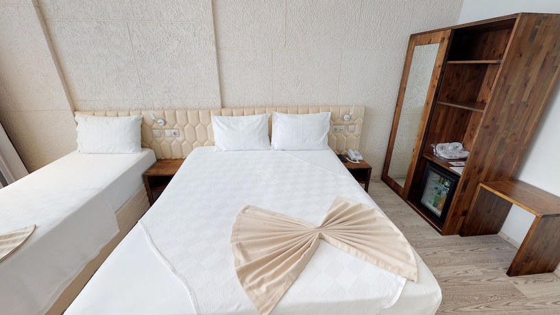 Imagen de la habitación del Patron Hotel. Foto 4
