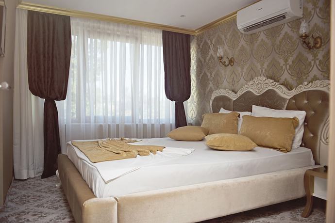 Imagen de la habitación del Patron Hotel. Foto 15