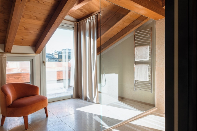 Imagen de la habitación del Pavillon Suite. Foto 11