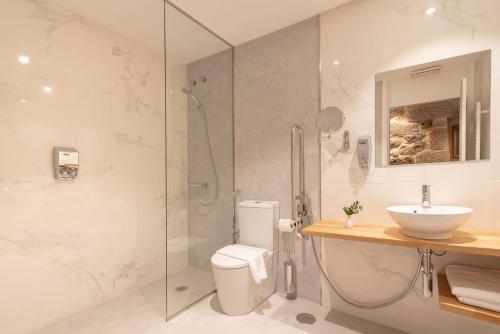 Imagen de la habitación del Pazo de Esposende. Foto 2