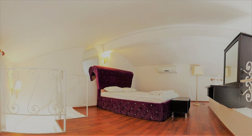 Imagen de la habitación del Peace Hotel. Foto 1