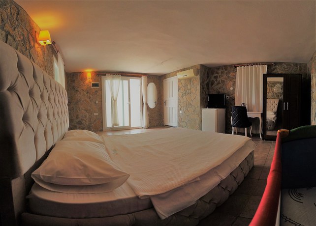 Imagen de la habitación del Peace Hotel. Foto 5