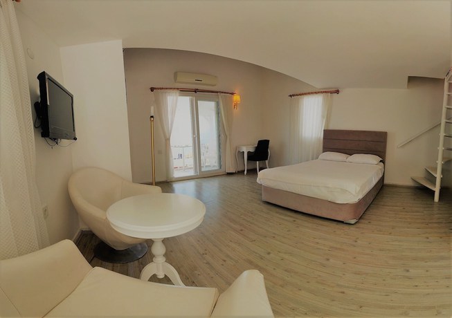 Imagen de la habitación del Peace Hotel. Foto 6