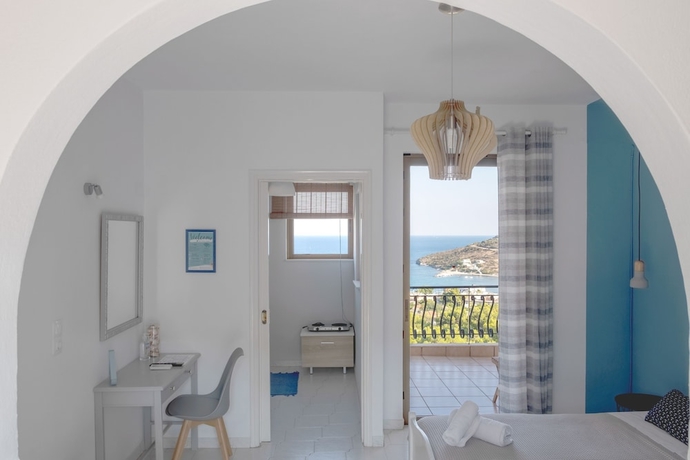 Imagen de la habitación del Pefkides Aegina Apartments. Foto 14