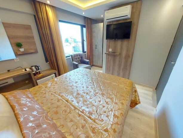 Imagen de la habitación del Peker Hotel. Foto 13