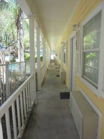 Imagen de la habitación del Pelican Bay Resort. Foto 2