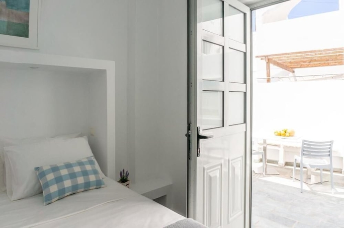 Imagen de la habitación del Pelican Paros. Foto 4