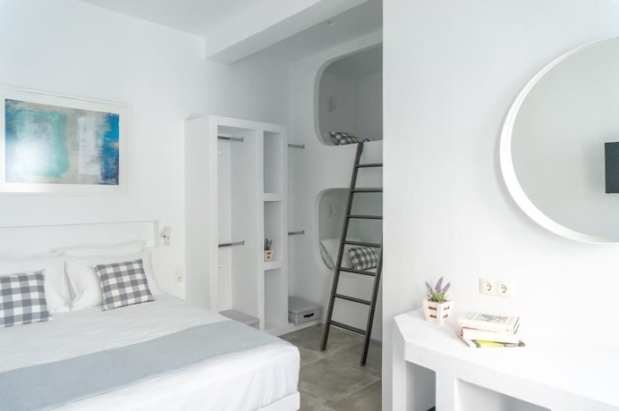 Imagen de la habitación del Pelican Paros. Foto 5