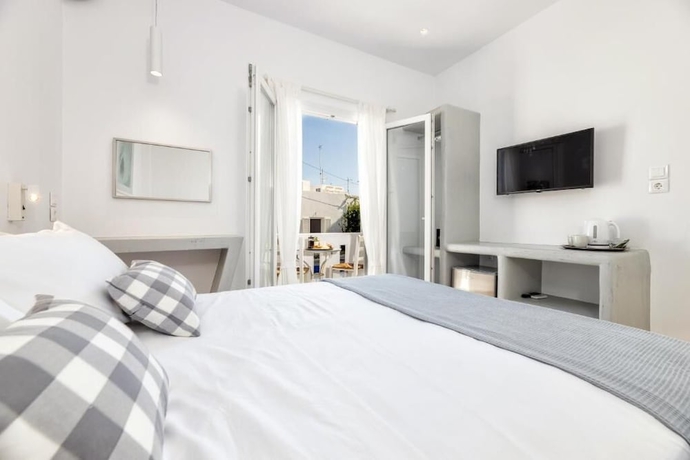 Imagen de la habitación del Pelican Paros. Foto 16