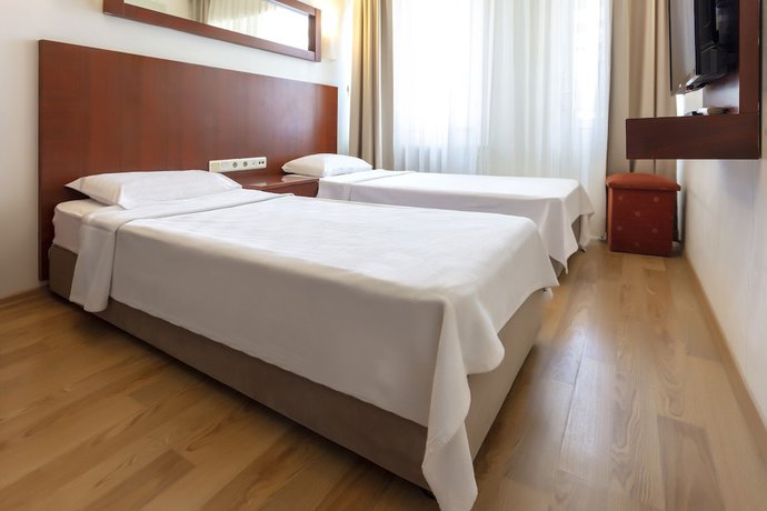 Imagen de la habitación del Pelit Troya Hotel. Foto 11
