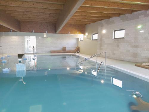 Imagen general del PenichePraia - Bungalows, Campers & SPA. Foto 9