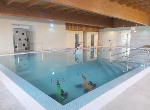 Imagen general del PenichePraia - Bungalows, Campers & SPA. Foto 11