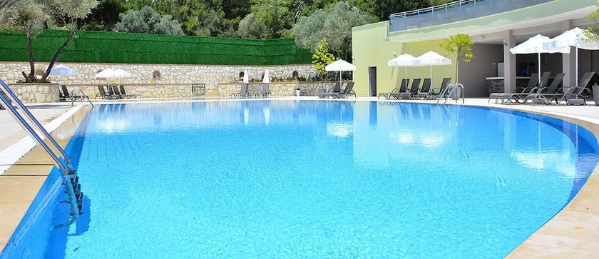 Imagen de la piscina del Peninsula Pine Club Boutique Hotel and Spa. Foto 20