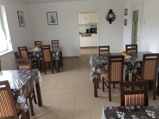 Imagen de los interiores del Penny-Pension. Foto 14