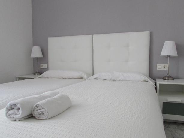 Imagen general del Pensió Cerdanya. Foto 9