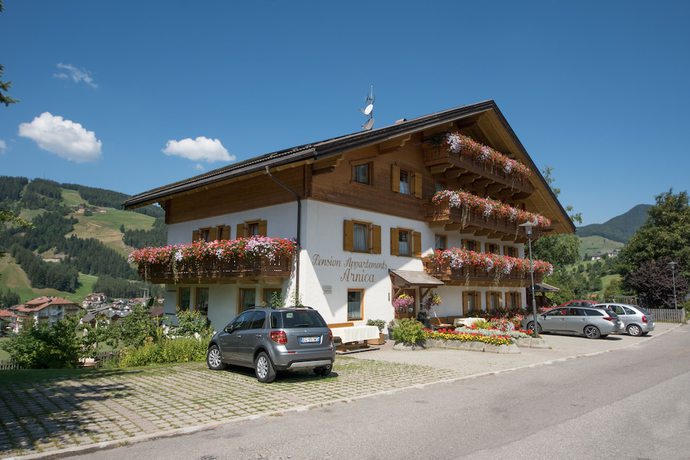 Imagen general del Pension Arnica. Foto 2