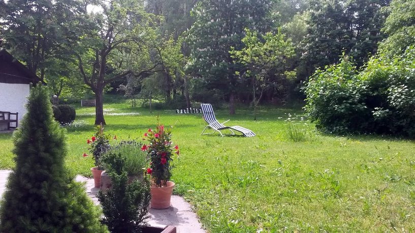 Imagen de los exteriores del Pension Aufeld. Foto 14