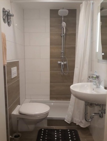 Imagen de la habitación del Pension Corona. Foto 7