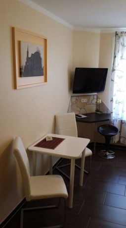 Imagen de los interiores del Pension Corona. Foto 12