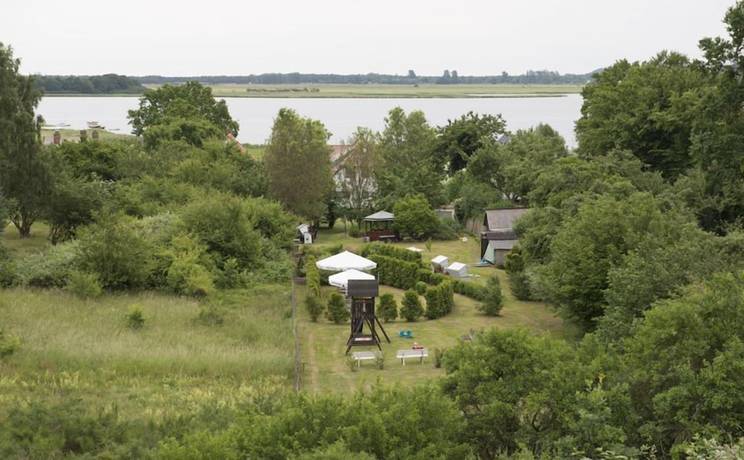 Imagen de los exteriores del Pension Deichgraf. Foto 17