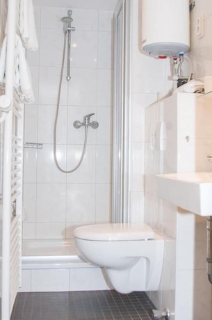 Imagen de la habitación del Pension Frankfurter Hof. Foto 6