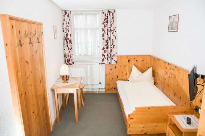 Imagen de la habitación del Pension Frankfurter Hof. Foto 7