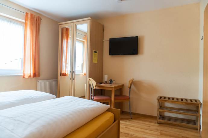 Imagen de la habitación del Pension Haas- Hotel am Turm. Foto 10