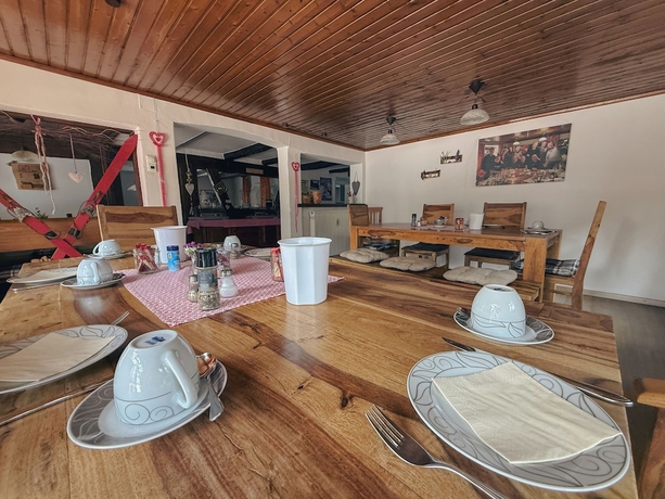 Imagen del bar/restaurante del Pension Schihütte. Foto 1