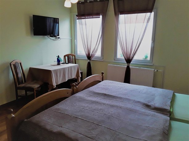 Imagen de la habitación del Pension, Seminarräume and Käsemanufaktur im Leezener Hof. Foto 9