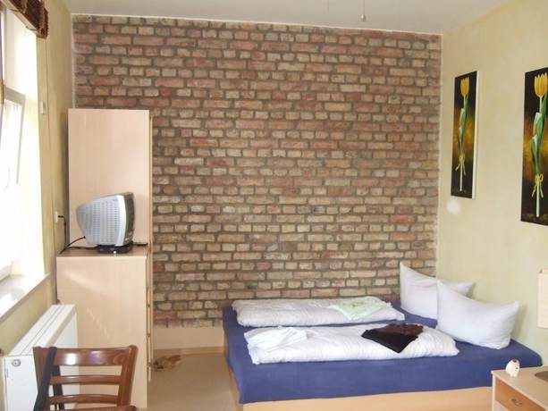 Imagen de la habitación del Pension Unicat. Foto 8