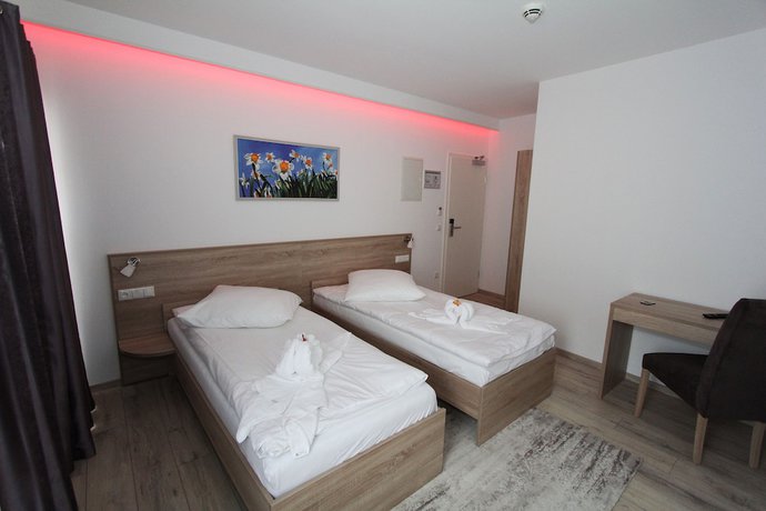 Imagen de la habitación del Pension Villa Colosseo. Foto 18
