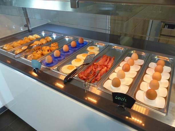 Imagen del bar/restaurante del Pension an Bord. Foto 7