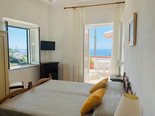Imagen de la habitación del Pensione Casa Verde. Foto 8