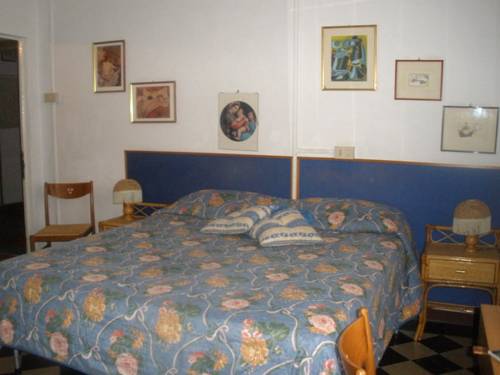 Imagen de la habitación del Pensione Rinascente. Foto 5