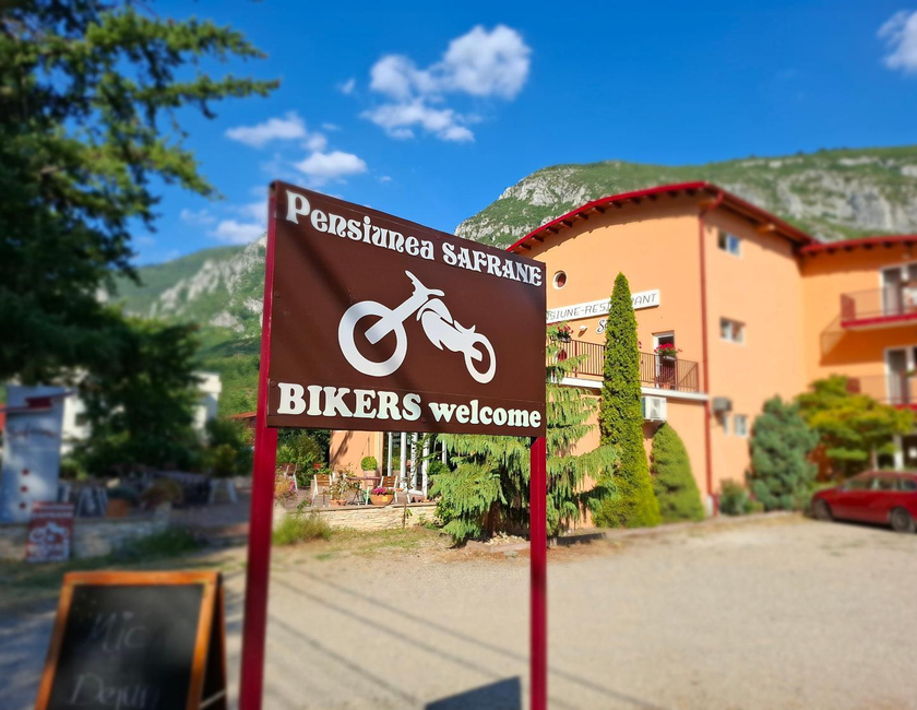 Imagen general del Pensiune Safrane, Băile Herculane. Foto 4