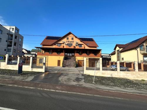 Imagen general del Pensiunea La Vasile. Foto 13