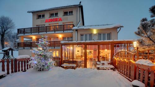 Imagen de los exteriores del Pensjonat Arnika. Foto 17