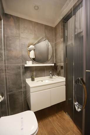 Imagen de la habitación del Pentahor Hotel. Foto 12