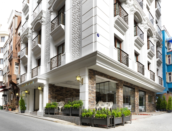 Imagen de los exteriores del Pera Center Hotel. Foto 14