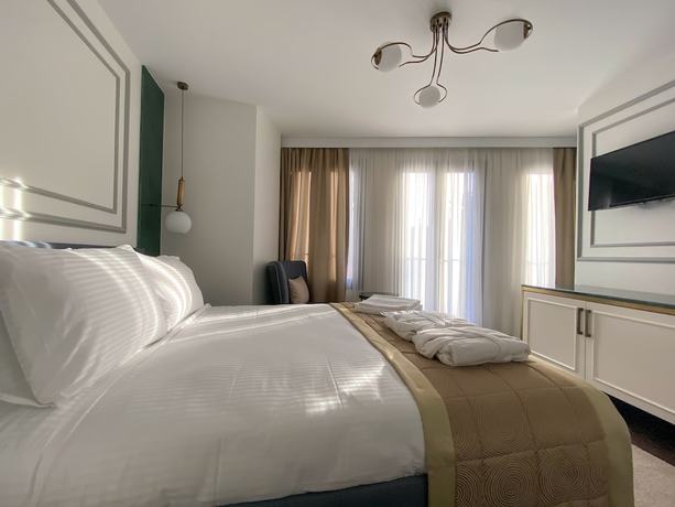 Imagen de la habitación del Pera Rasso Hotel Boutique Hotel. Foto 16