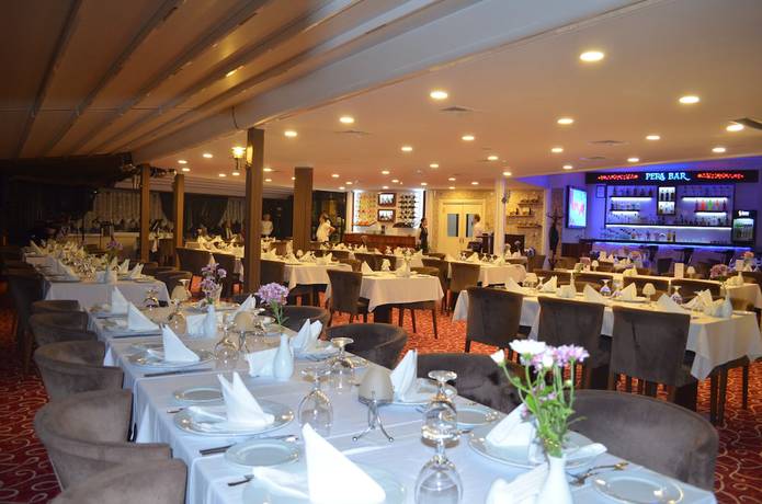 Imagen del bar/restaurante del Perama Hotel. Foto 3